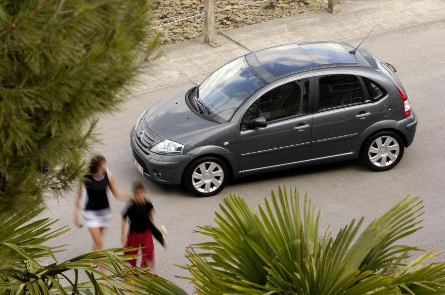  Citroen C3 2006 года  (фото 36 из 44)